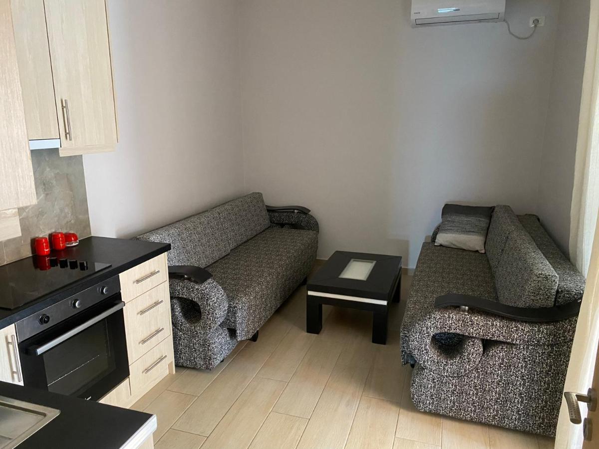 Blue Breeze Attic Apartments Sarande Exterior photo